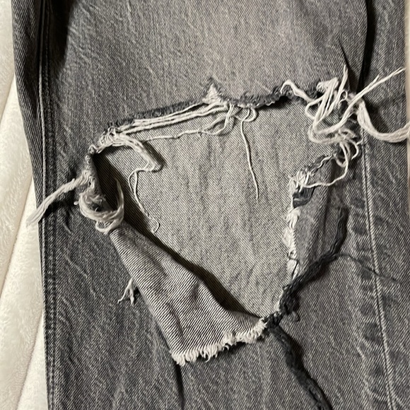 American Eagle Mom Jean | Size 12 Short - Picture 4 of 10